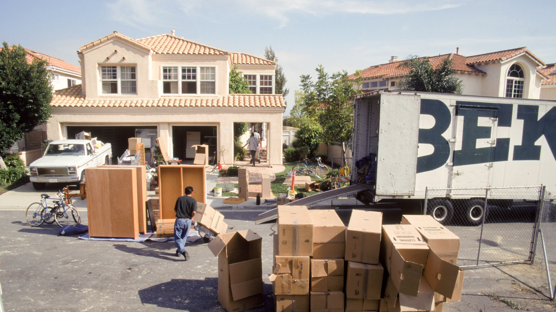 tips for choosing the right moving company