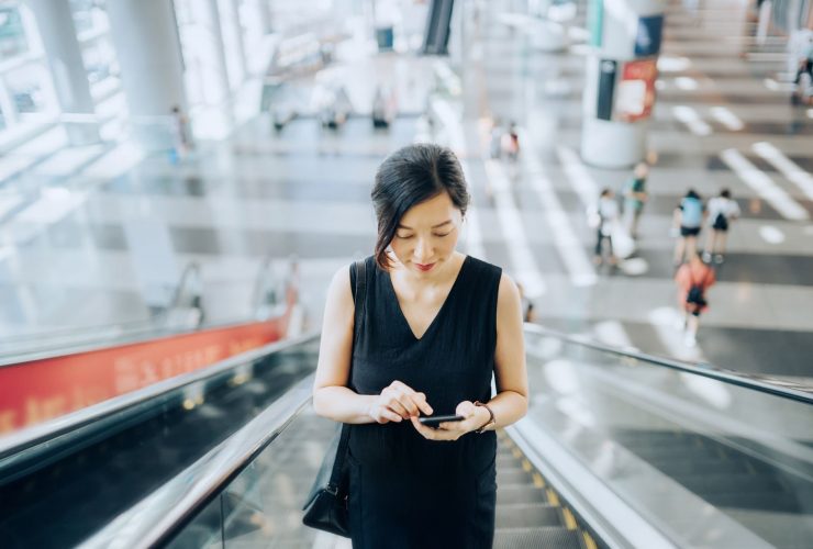 woman on social media